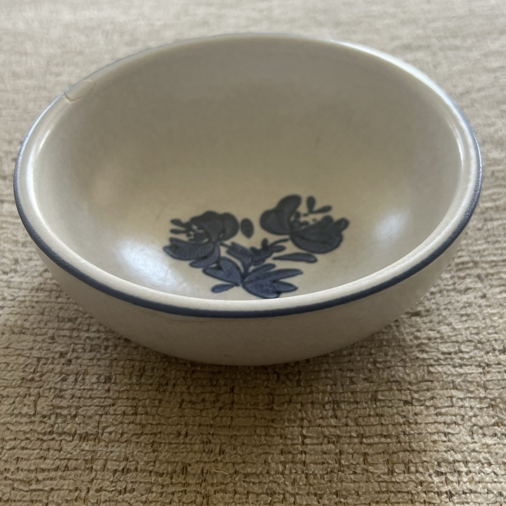 Pfaltzgraff Yorktowne Vintage 5" Bowl Cottage Core